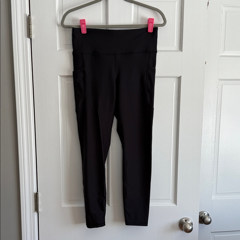 Old Navy Active powersoft Black High-Rise Leggings sz L